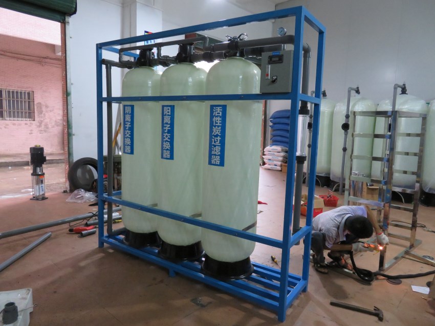 离子交换纯水机,工业离子交换纯水设备,离子交换水处理设备